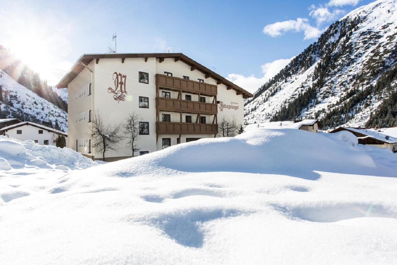 Pension Mittagskogel Sankt Leonhard im Pitztal Exterior photo